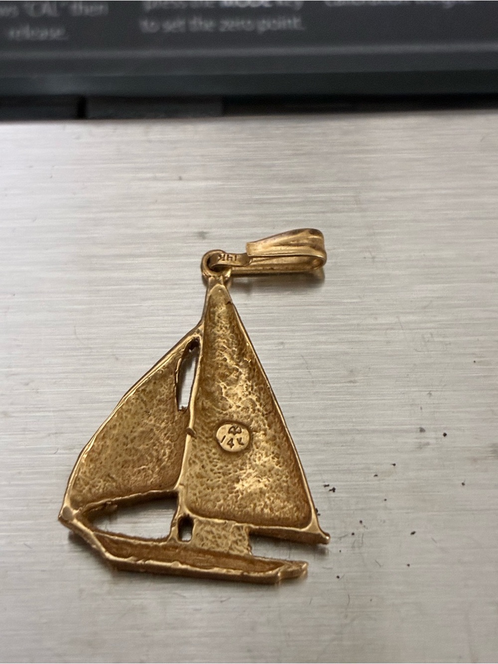 Vtg 14k Gold Sailboat Pendant Charm - Picture 3 of 3